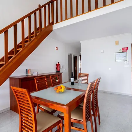 Marina Vista Retreat 别墅