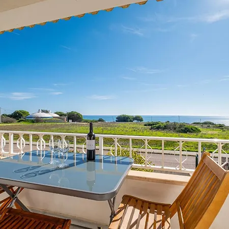 Marina Vista Retreat بيت للعطل *