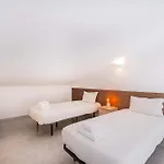 Marina Vista Retreat Villa *